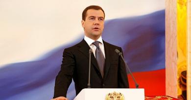 Biografie van Dmitry Anatolyevich Medvedev