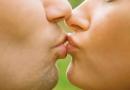 Hepatit - är det möjligt att bli smittad genom att kyssas?